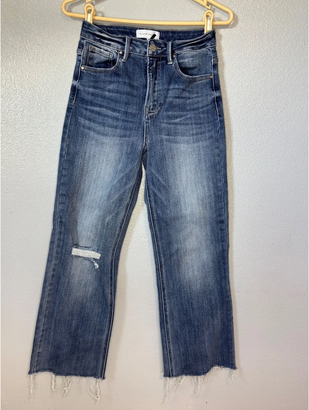 Risen Jeans Womens 5/27 Medium Wash Distressed Raw Hem Cropped Denim - Picture 2 of 10